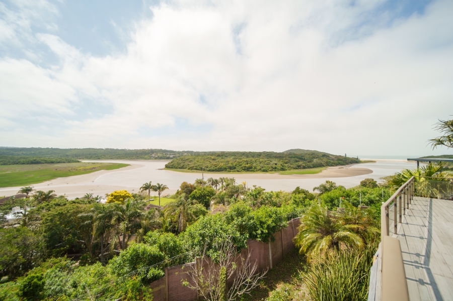 4 Bedroom Property for Sale in Bonza Bay Eastern Cape